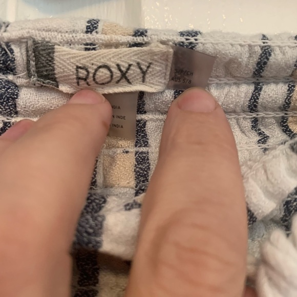 Roxy vertical stripe Roxy cotton viscose blend shorts - Picture 5 of 7